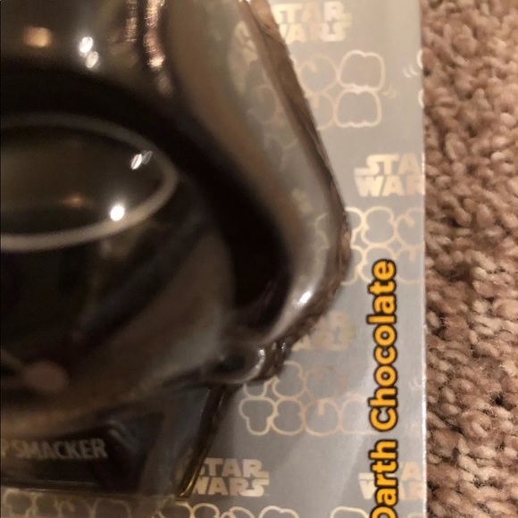 Darth Vader Star Wars Tsum Tsum Lip Smacker NEW! - Picture 6 of 8